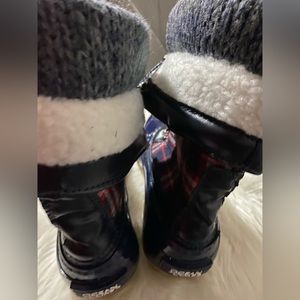 Ocean + Coast Scram Boots